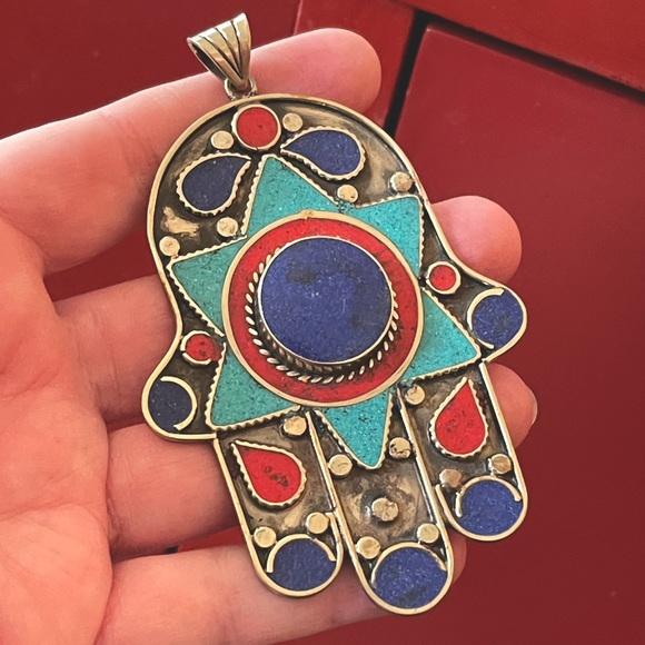 Ethnic Gemstone Tibetan silver Hamsa pendant - Picture 3 of 8